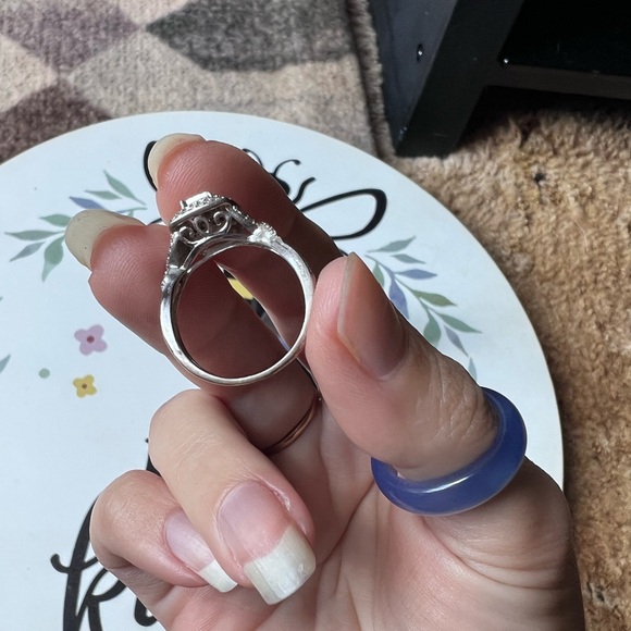 925 Sterling Silver Diamond Halo Setting Wedding
Engagement Ring. - Picture 7 of 17